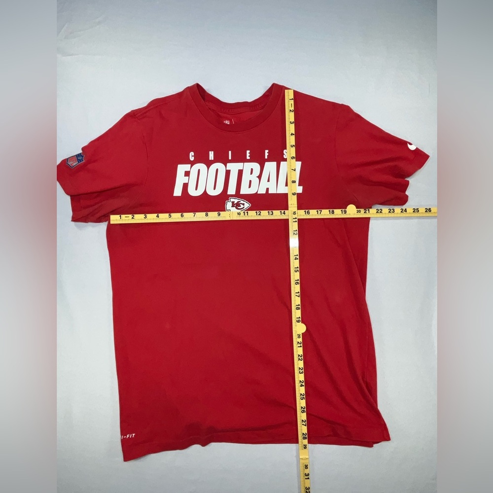 Nike Kansas City Chiefs Football On The Field Apparel Dri-Fit Men’s Shirt Large - Picture 8 of 8